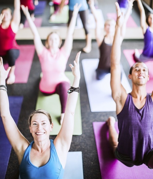 yoga-training-group-resize-2